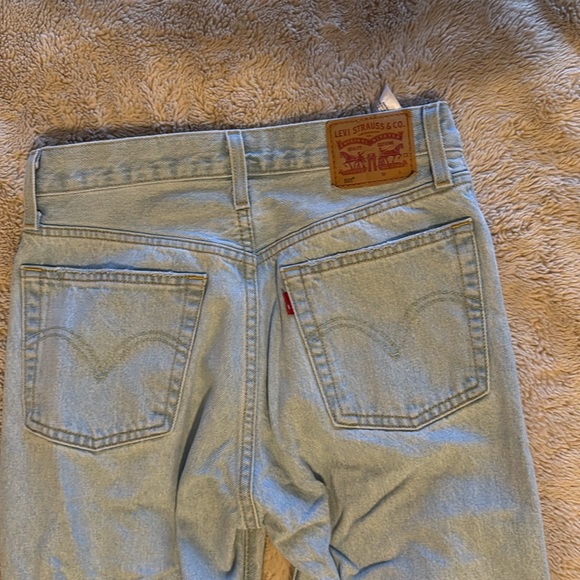 Levi’s 501 Jeans - Picture 6 of 8